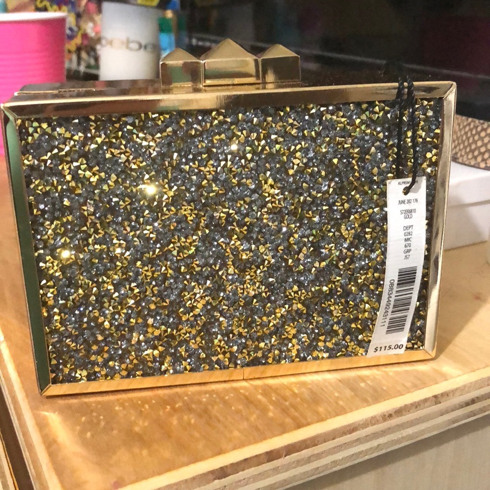 Classy Elegant Evening Clutch
